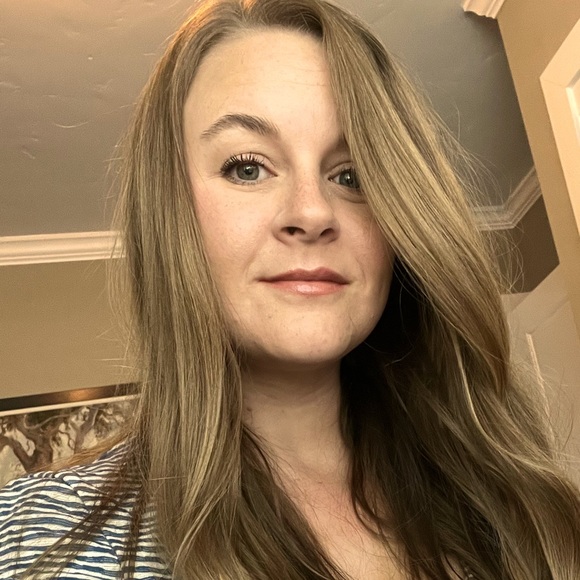 Meet your Posher, Kelly - Picture 1 of 1